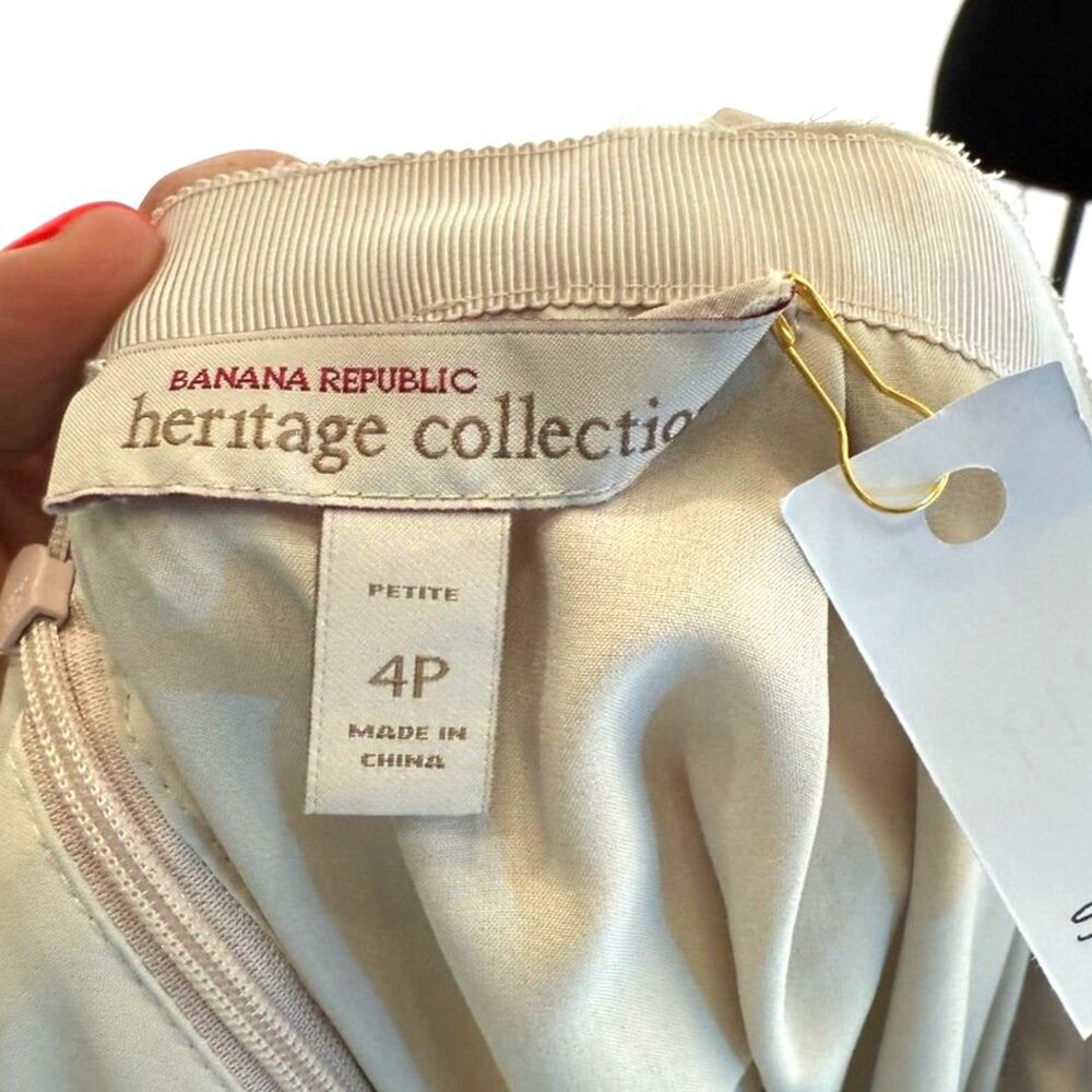 Banana Republic Heritage Collection taupe pleated knee length skirt - Picture 8 of 10